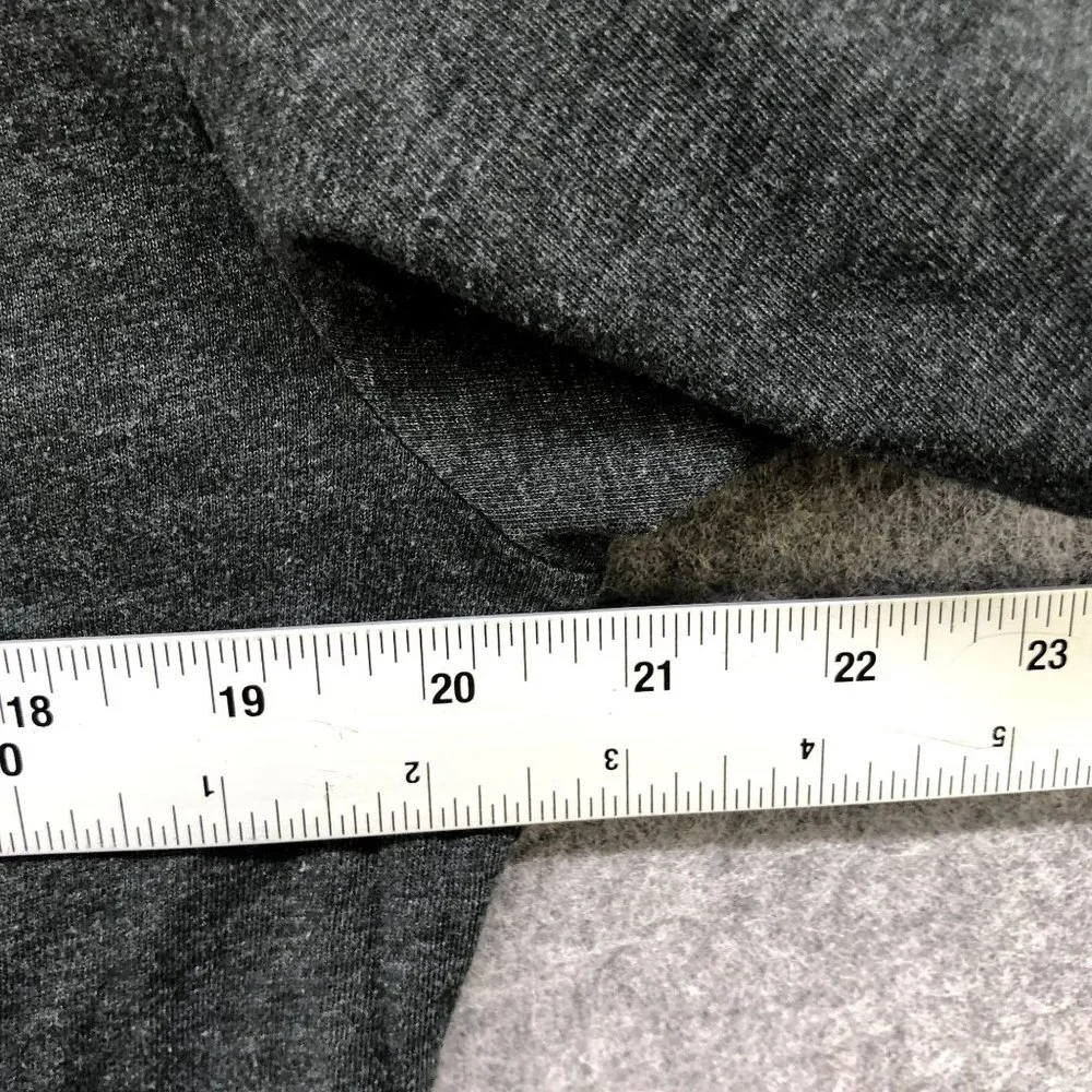 Banana Republic Short Sleeve T Shirt Mens M V-Neck Charcoal Gray‎ Eco Wash
